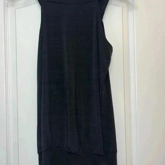 Black Beaded Sleeveless Top - Picture 2 of 3
